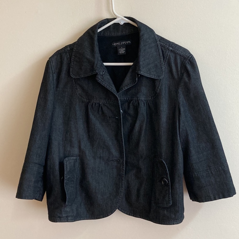Larry Levine Cropped Jacket Size Large